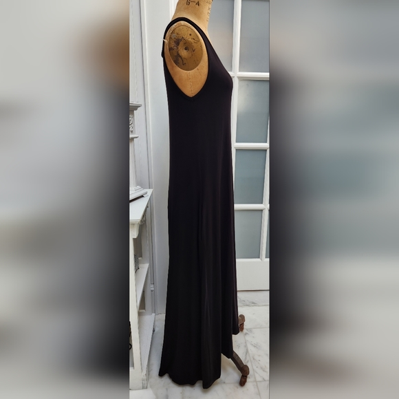 Sleeveless Black Hi-Low Hem Maxi Dress EUC - Picture 3 of 9